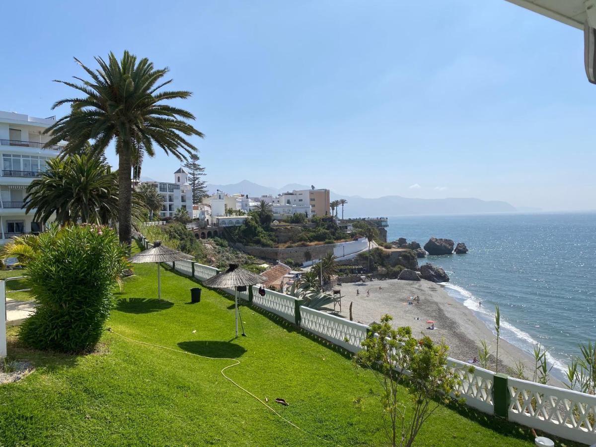 Apartamentos Acapulco At Home Nerja Exterior photo