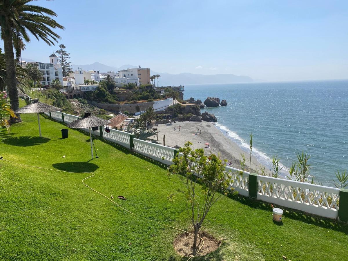 Apartamentos Acapulco At Home Nerja Exterior photo